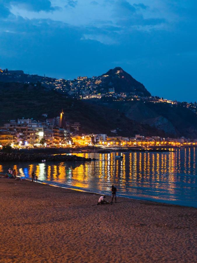 Le Tre More Giardini Naxos Bagian luar foto